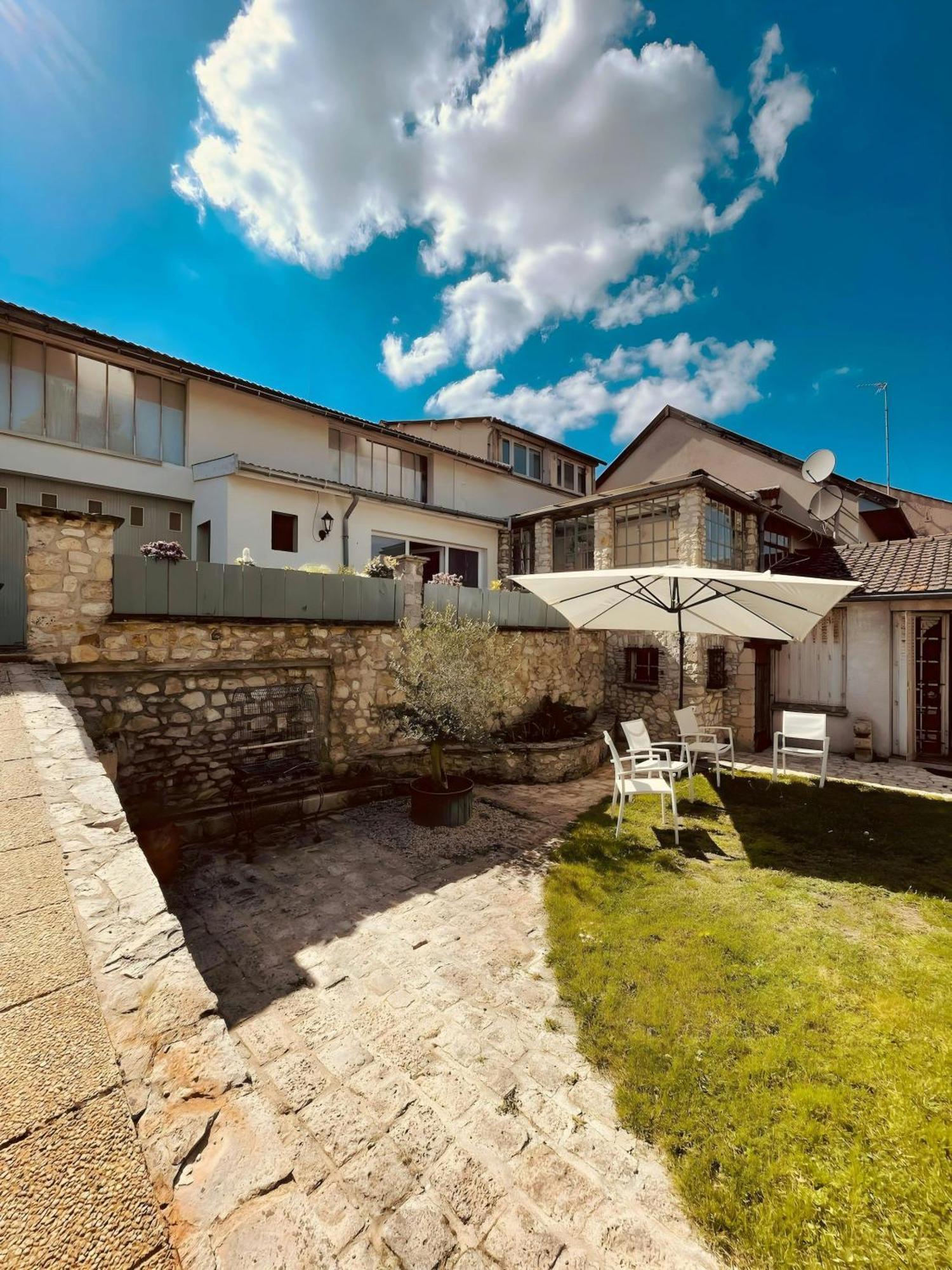 Magnifique Maison Dartiste La Maison Aerts Villa Reims Buitenkant foto